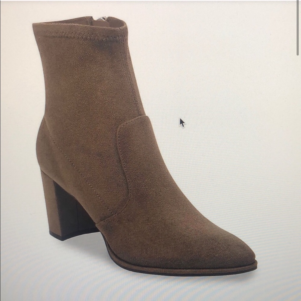 NWOT Marc Fisher Lukie Booties s7